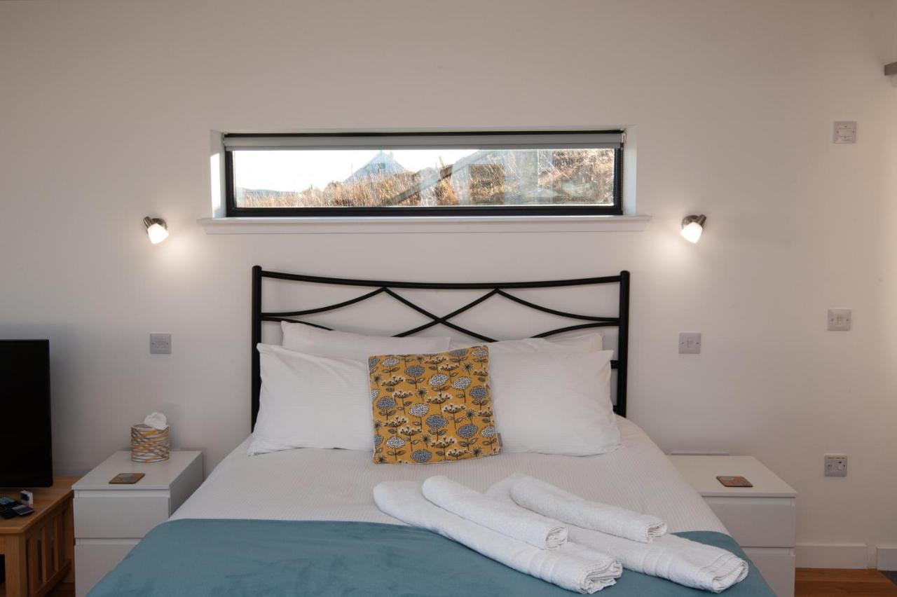 Croft 7 Geary Self Catering Studio With Stunning Sea Views Exteriér fotografie